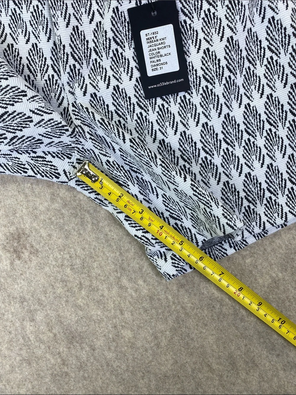 NWT ST33LE 5” Black & White Palms Printed Jacquard Shorts